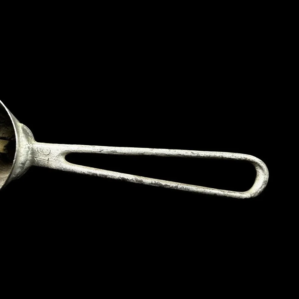 Clad's Conical Tin Ice Cream Scoop Vintage Key Twist Turn Mechanical #16 Antique